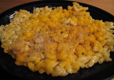 Macaroni and cheese with five cheeses